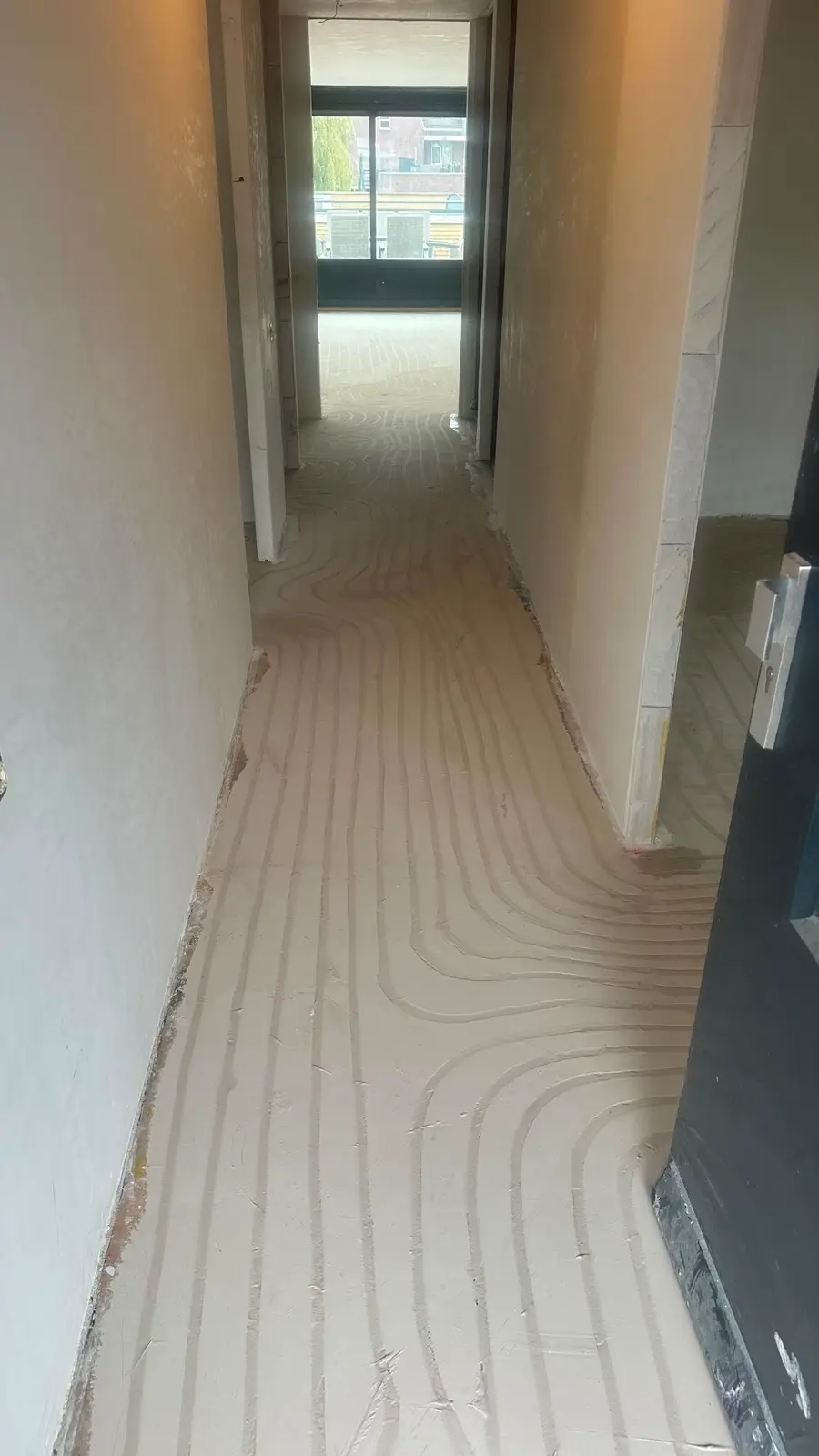 Geëgaliseerde vloer met vloerverwarming door Artdrecht (5)