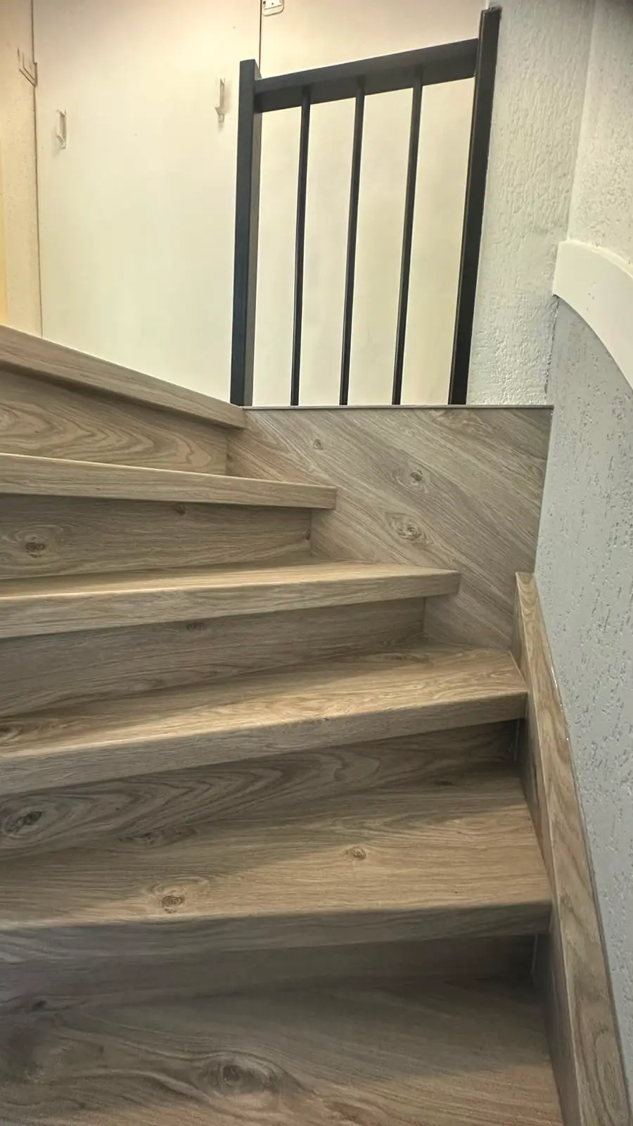 Gerenoveerde trap door Artdrecht (20)